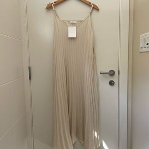 Pleated maxi shift dress